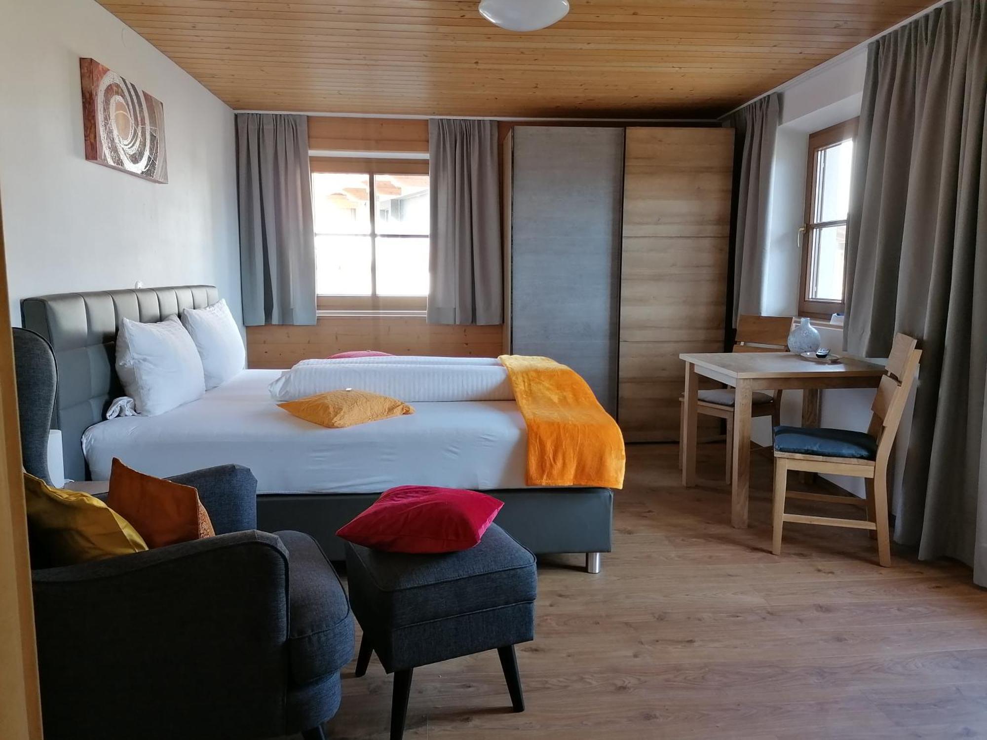 Wanishof Apartment เทียร์ซี ภายนอก รูปภาพ