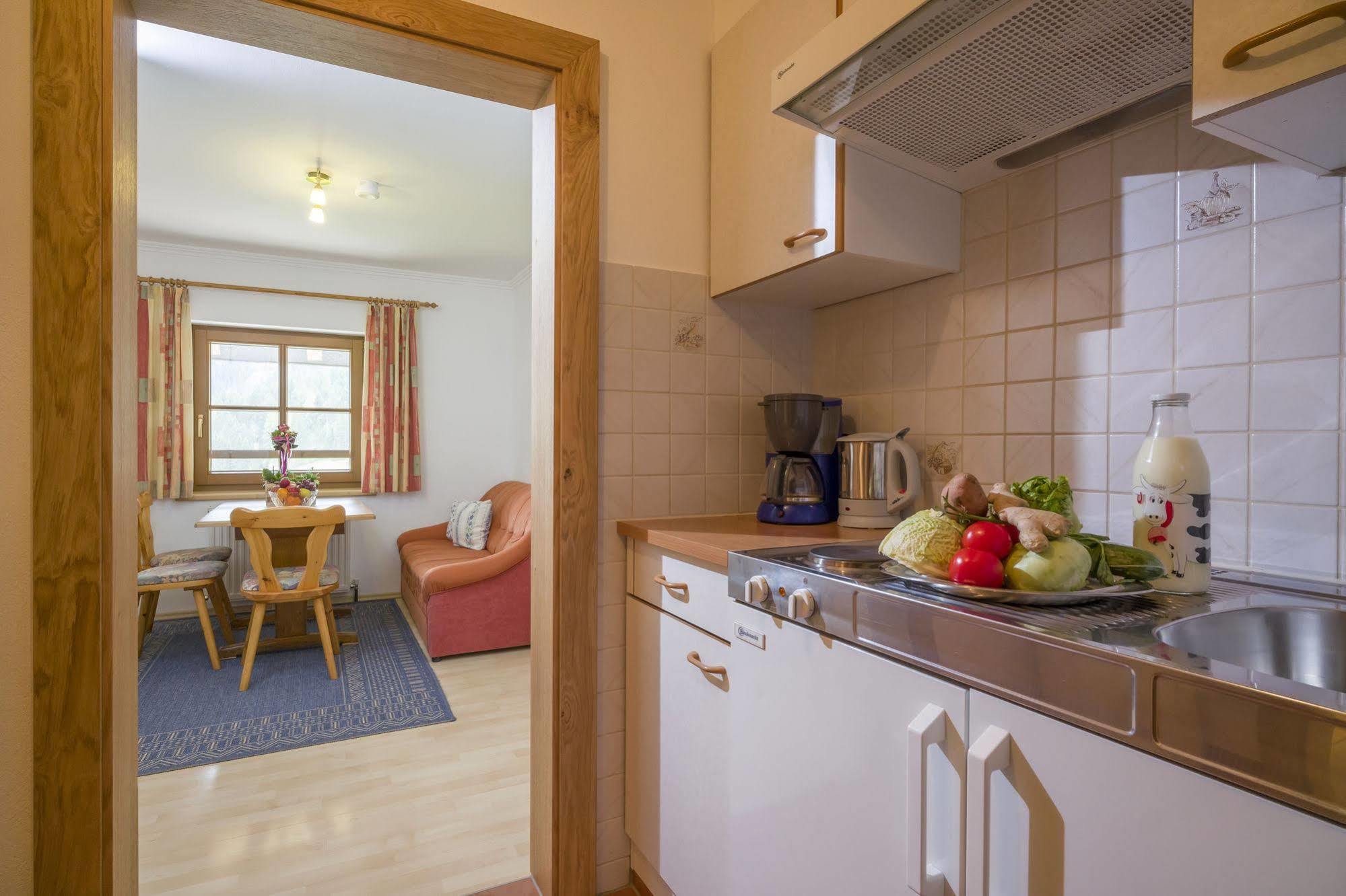 Wanishof Apartment เทียร์ซี ภายนอก รูปภาพ